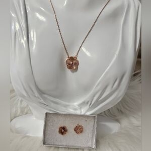 Elegant Rose Gold Floral Necklace and Earring Set
